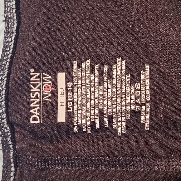 DANKSIN WOMEN'S FITTED BLACK ANKLE LENGTH WORK OUT PANTS. LARGE - Picture 5 of 5